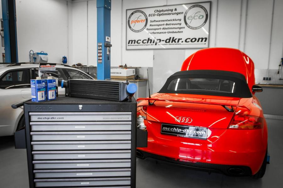  Audi TT RS 2.5 TFSI Roadster by Mcchip-DKR (8S) 2016 года  (фото 8 из 14)